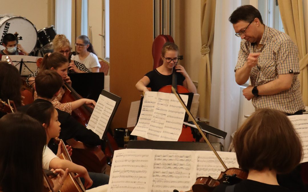 A Molnár Antal Zeneiskola a 2022/2023-as tanévre is várja a zenélni vágyó új növendékek jelentkezését